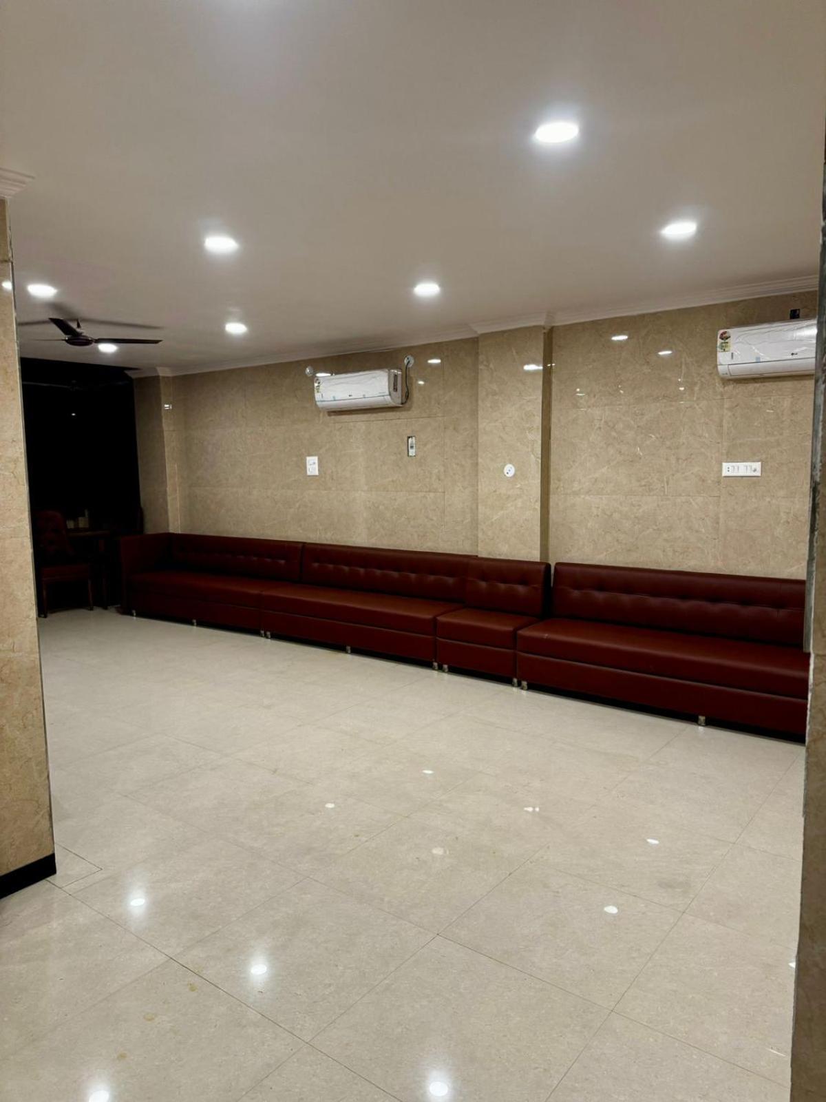 Hotel Walk Inn Faridabad Exterior foto